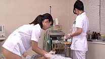 sex 日本の看護師が患者の世話をします porn