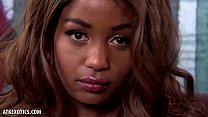 sex ivy sherwood трет свои большие соски и горячую киску porn