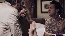 sex ステップシスターは彼女の義理の兄弟と彼に犯されました porn