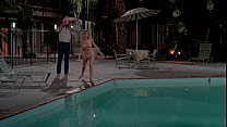 sex беверли данджело обнаженная в бассейне в фильме каникулы национального паскварта 1983 porn