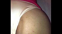 sex я вкладываю в нее пальцы а она стонет как шлюха porn