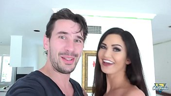 sex американскую атомную бомбу kendall karson трахнули во все дыры porn