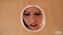 sex массажист доминирует над рыжей эллой хьюз жестко отшлепав ее porn
