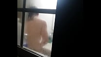 sex вуайерист окно ванной porn