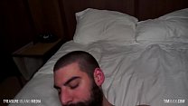 sex настоящие братьяблизнецы делят член вместе porn