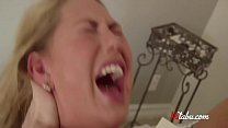 sex 私のシスは最もタイトな猫を持っています porn