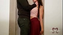 sex сексуальная брюнетка умоляет о члене porn