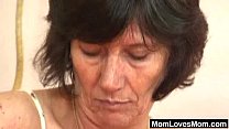 sex 多毛素人妻初めてレズ porn