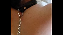 sex маленькая сучка на четвереньках на поводке porn