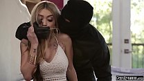 sex 仮面の男アナルfistfucks女性の家 porn