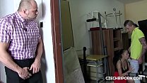 sex пара удивлена возбужденным незнакомцем porn