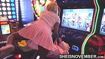 sex 볼링장에서 의붓형제와 남자친구를 속이고 있습니다 sheisnovember라는 의붓자매 의붓형제와 몰래 섹스를 하고 더러운 화장실에서 성교하고 큰 젖꼭지를 내밀고 있습니다 porn
