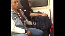 sex дрочит в поезде porn