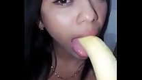 sex он мастурбирует бананом porn