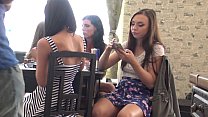 sex 4つのホットセクシーな女の子のウェッジでパンティーパンチラの夢はありません porn