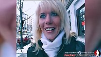 sex スキニーブロンドmilfが嫌いな人に拾われて犯された porn