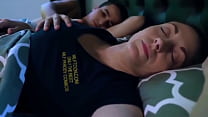 sex трахаю мою возбужденную мачеху когда мы проснулись porn