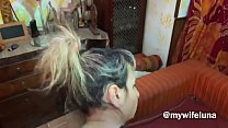 sex 我的妻子对我的鸡巴和假阳具一起插在她的屁股上感到兴奋 porn