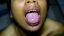 sex сосущая богатая сьюзи обильно сосет член пока я не кончу ей в рот и лицо porn