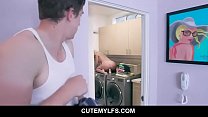 sex толстая милфа мачеха мадлен монро испытывает сводную семью с сексоргазмом с пасынком на стиральной машине porn