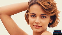 sex миниатюрная юная красотка ариэль раздевается догола на улице и горячо позирует porn