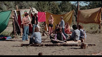 sex беглые девушки 1974 porn