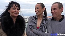 sex лола и лолитта две озорные брюнетки развлекаются с двумя членами porn
