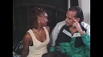 sex молоденькая телочка с шоколадной кожей голди обожает заниматься сексом с белым парнем в позе 69 porn