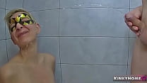 sex かわいい女の子のための小便とフェラチオトリプル小便 スローモーション変態 porn