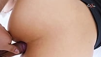sex 私は継娘のお尻を犯した彼女は閉じ込められ彼女を助けるために私は彼女のお尻に私のコックを入れました私は彼女が自分自身を解放しようとしている間彼女の中に中出しします porn