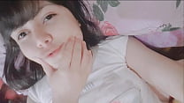 sex 自慰行為をしている処女の十代の女 porn
