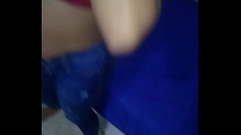 sex 파티에서 만나는 부유 한 젊은 여자가 나를 초대해 porn