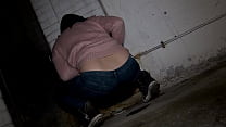 sex непослушная мамаша жаждущая быть увиденной на публике любит писать во время прогулки по porn