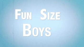 sex funsizeboys巨大なパパがパティオで若い小さなイケメンオースティンを繁殖させる porn