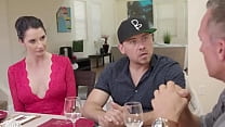 sex она трахается с боссом своего мужа чтобы помочь своему мужу продвинуться по службе фильм целиком на nuruhdnet porn