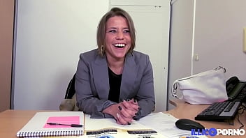sex myriam сексуальный бухгалтер трахнули в задницу на ее столе porn
