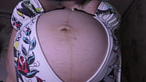 sex 巨大な妊娠中の腹を持つ厚い妻は彼女がたくさん絶頂するまで彼女の夫を騎乗位に乗せます ミルキーマリ porn