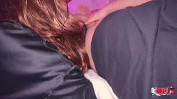 sex моя падчерица искушает меня трахнуть ее когда ее мамы нет дома porn