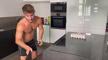 sex аполлон адри и аллен кинг на кухне porn