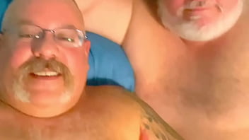 sex まっすぐな老いた太った男性の間の秘密のセックス porn