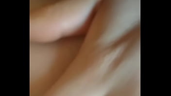 sex после пробежки мальчика девушка засовывает четыре пальца во влагалище чтобы побегать для удовольствия часть 3 porn