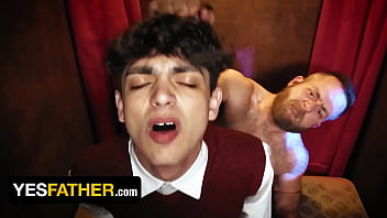 sex yesfather три качка делят незабываемый тройничок занимая всевозможные позы porn