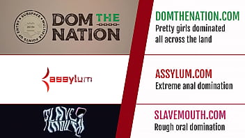 sex анально протараненная чернокожая тинка подчиняется домме porn
