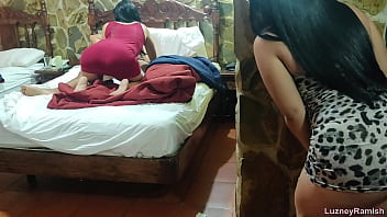 sex мой муж и няня занимаются сексом они думают что меня нет дома часть 1 поймали вуайерист лузнейрамиш леандрозиммер porn