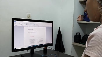 sex мой сводный брат не позволяет мне сделать домашнюю работу и трахает меня пока кончит часть 1 porn