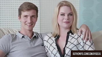 sex блондинкежене adry berty накачивают ее киску пока куколд спокойно наблюдает porn