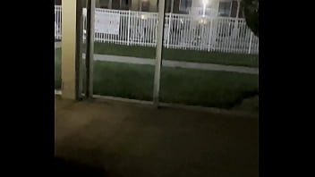 sex он снова смотрит на меня porn