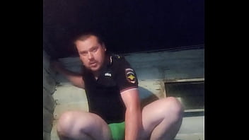 sex проигранный спор на работе закончился для русского полицейского потерей анальной девственности porn