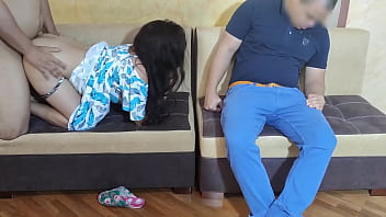 sex я трахаю жену моего друга рядом с нтр porn