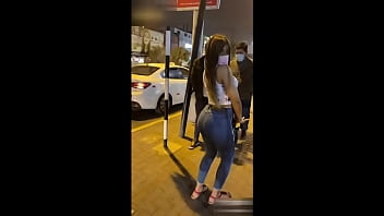 sex 귀여운 베네수엘라 인플루언서가 페루 카트와 사랑하기로 동의했습니다 porn
